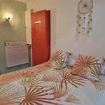 Townhouse With 50 M2 Garden Near Lille Please Note One Bedroom And A Sofa Bed Appartement La Madeleine (Nord)