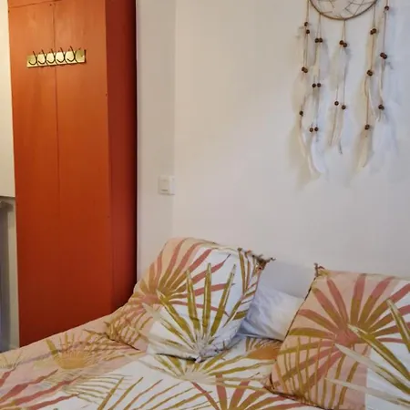 Townhouse With 50 M2 Garden Near Lille Please Note One Bedroom And A Sofa Bed