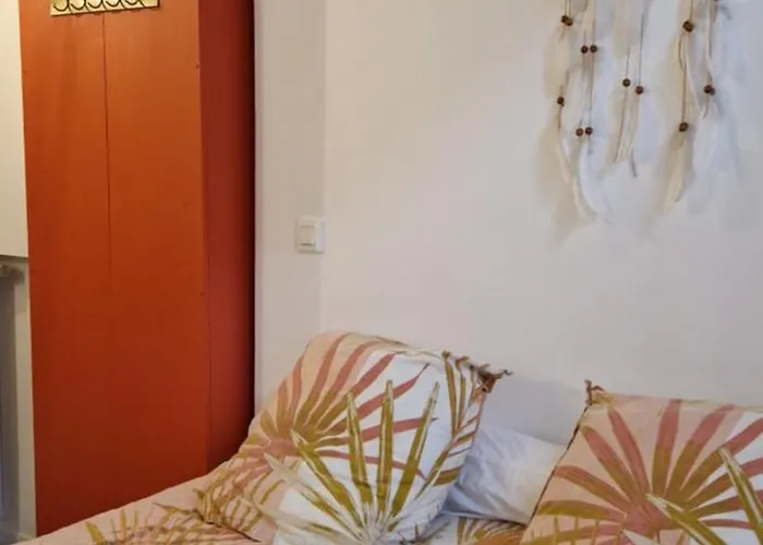Townhouse With 50 M2 Garden Near Lille Please Note One Bedroom And A Sofa Bed